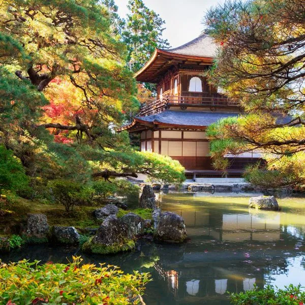 Maison et jardin japonais